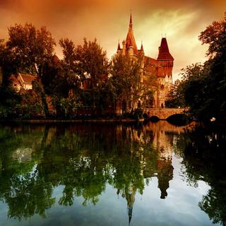 English castle wallpaper