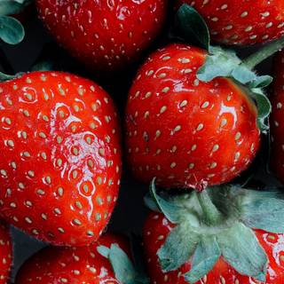 Strawberry 4k wallpaper