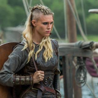 Viking woman wallpaper