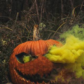 Halloween good vibes wallpaper