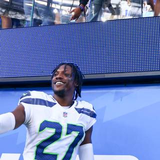 Tariq Woolen wallpaper