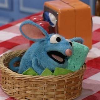 Bear in the Big Blue House Tutter wallpaper