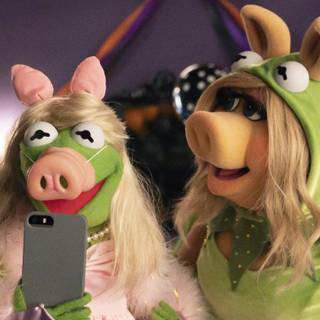 Muppets Haunted Mansion wallpaper