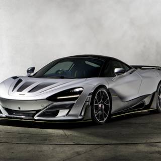 McLaren 720s engine wallpaper