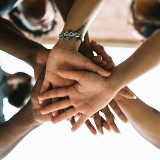 Helping others wallpaper