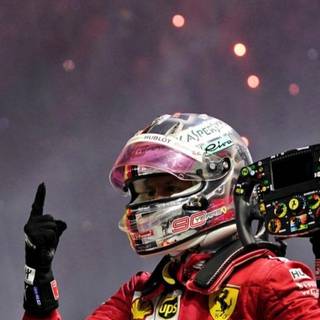 Vettel iPhone wallpaper