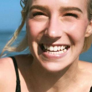 Courtney Miller wallpaper