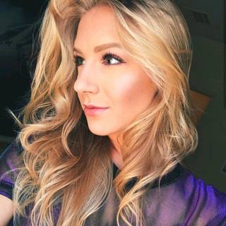 Courtney Miller wallpaper