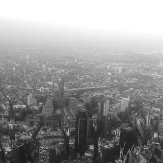 London black and white wallpaper