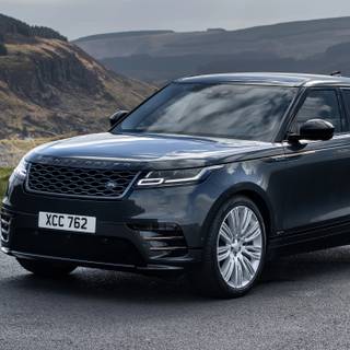 Range Rover Velar black wallpaper