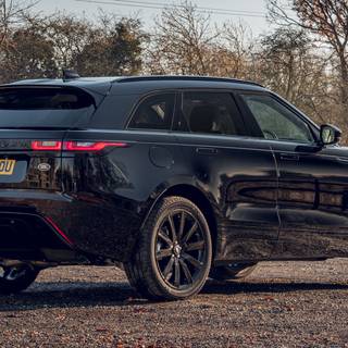 Range Rover Velar black wallpaper