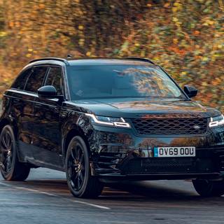 Range Rover Velar black wallpaper