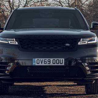Range Rover Velar black wallpaper