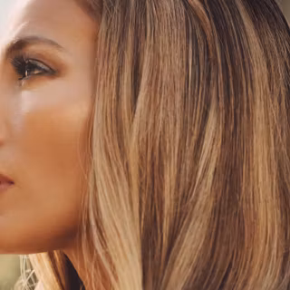 Jennifer López 4k wallpaper