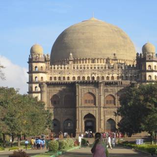 Gol Gumbaz wallpaper
