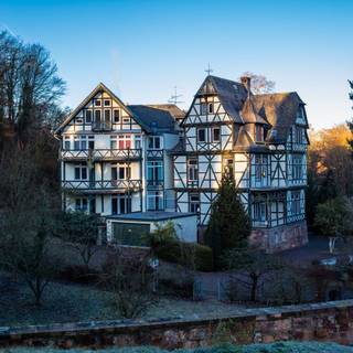 4k cottage wallpaper