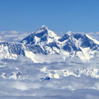 Everest 4k wallpaper