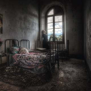 Old mansion wallpaper