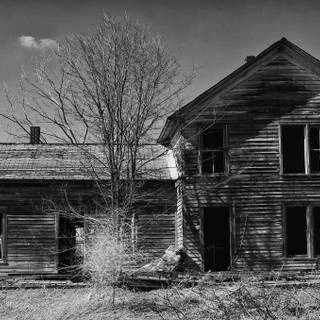 Old mansion wallpaper