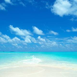 Beach and sky wallpaper