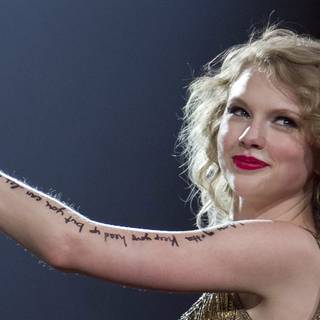 Speak Now Taylor's Version wallpaper