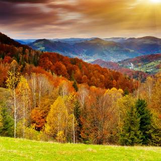 Autumn valley wallpaper