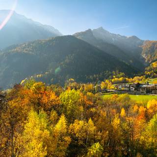 Autumn valley wallpaper