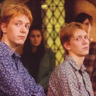 Fred and George Weasley cute wallpaper