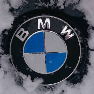 BMW badge wallpaper