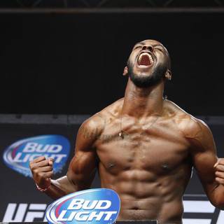 Jon Jones desktop wallpaper