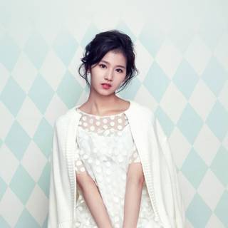 Twice Sana 4k wallpaper