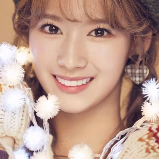 Twice Sana 4k wallpaper