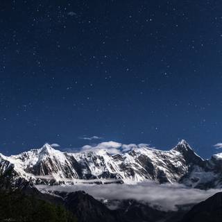 Night mountains 4k wallpaper