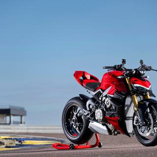 Ducati V4s 2023 wallpaper