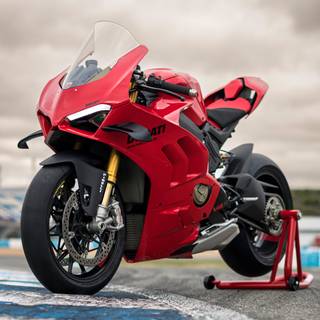 Ducati V4s 2023 wallpaper