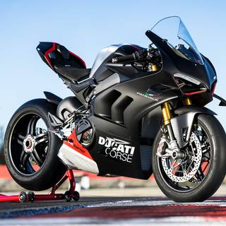 Ducati V4s 2023 wallpaper