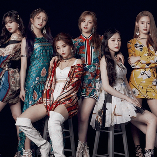 Desktop Gidle wallpaper