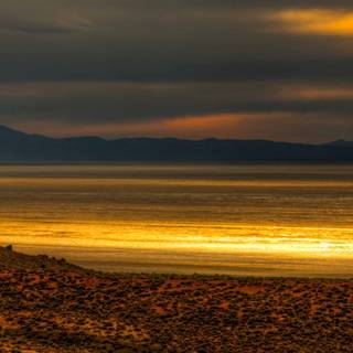 Sunset glow wallpaper