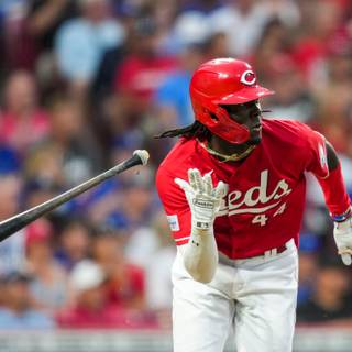 Elly De La Cruz wallpaper