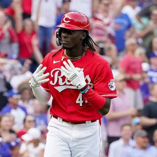 Elly De La Cruz wallpaper