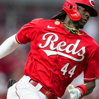 Elly De La Cruz wallpaper