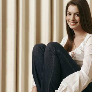 Anne Hathaway smiling face wallpaper