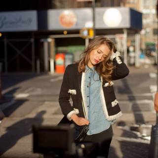 Jessica Rothe desktop wallpaper