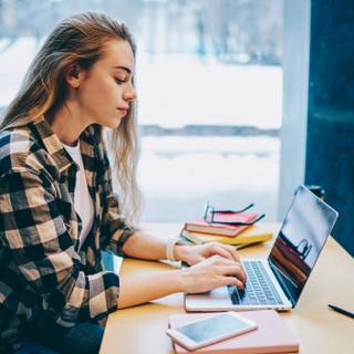 Copywriting wallpaper