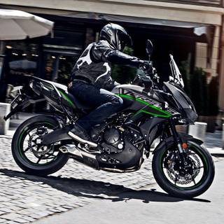 Kawasaki Versys 650 wallpaper