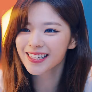 Jeongyeon 4k wallpaper