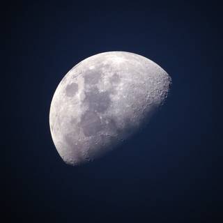 Blue moon 4k wallpaper