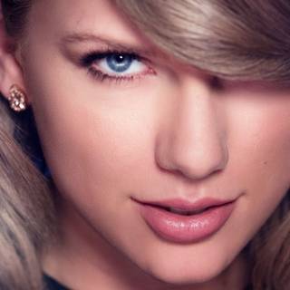 Taylor Swift desktop 4k wallpaper