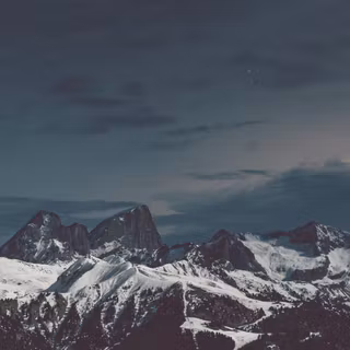 4k mountain desktop wallpaper
