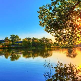 Lake desktop wallpaper